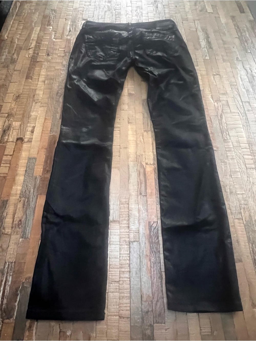 Robins Jeans Black Wax Finish Women's Jeans - Sleek Straight Fit